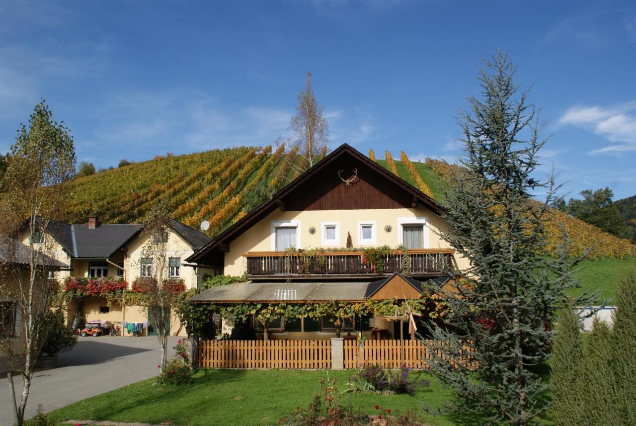 Hotel Weingut Lieschnegg Leutschach Exterior foto